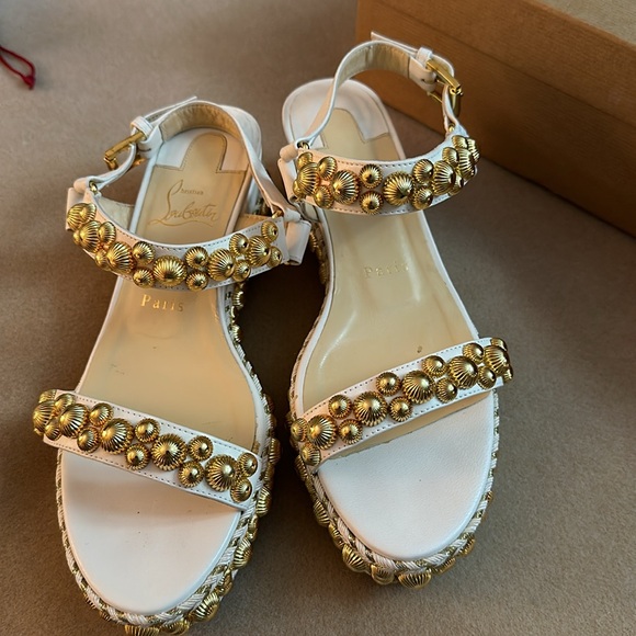 Christian Louboutin Rondaclou 60 Nappa Shiny Platform Sandals - Picture 12 of 15